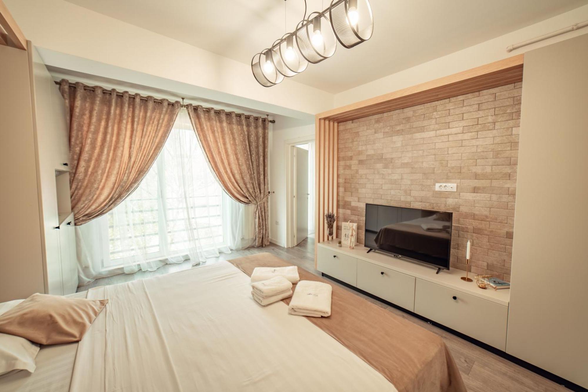Palace Of Culture & Palas Mall Collection Suites & Studios Iasi Exterior foto